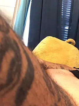 chubbydominican online show from 28, 2, 2025