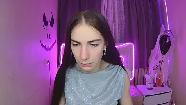 Snapshot of NikaStark_ chatting on 16, 10, 2025 NikaStark online show from 16, 10, 2025