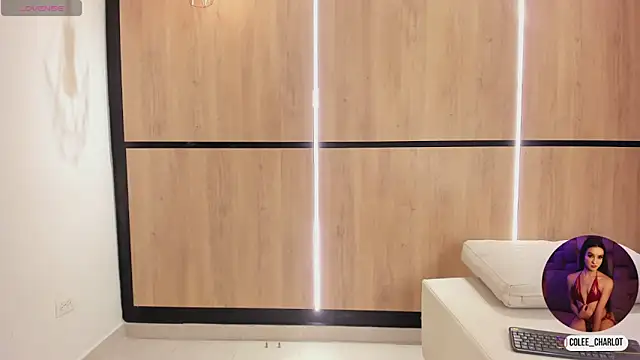 charlotte colee online show from 13, 11, 2025