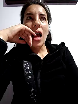 Snapshot of Bonny_Klote chatting on 29, 12, 2024 Bonny Klote online show from 29, 12, 2024