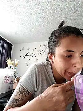 Snapshot of Bonny_Klote chatting on 8, 2, 2025 Bonny Klote online show from 8, 2, 2025