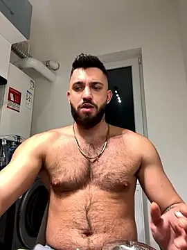 Snapshot of LoveIsBlind_ chatting on 6, 12, 2024 LoveIsBlind online show from 6, 12, 2024