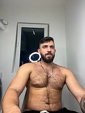 Snapshot of LoveIsBlind_ chatting on 8, 12, 2024 LoveIsBlind online show from 8, 12, 2024