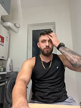 Snapshot of LoveIsBlind_ chatting on 15, 12, 2024 LoveIsBlind online show from 15, 12, 2024