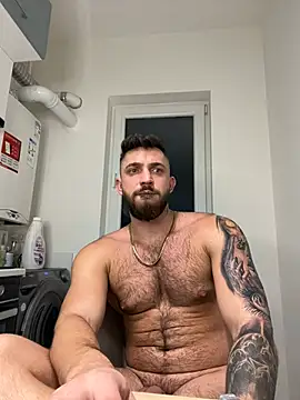 Snapshot of LoveIsBlind_ chatting on 15, 12, 2024 LoveIsBlind online show from 15, 12, 2024