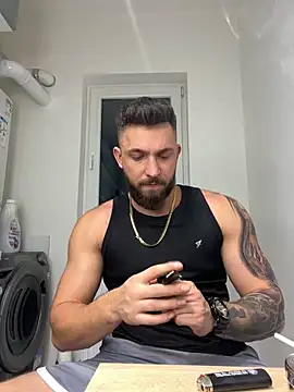 Snapshot of LoveIsBlind_ chatting on 16, 12, 2024 LoveIsBlind online show from 16, 12, 2024