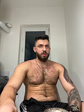 Snapshot of LoveIsBlind_ chatting on 17, 12, 2024 LoveIsBlind online show from 17, 12, 2024