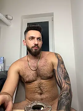 Snapshot of LoveIsBlind_ chatting on 27, 12, 2024 LoveIsBlind online show from 27, 12, 2024