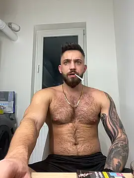 Snapshot of LoveIsBlind_ chatting on 31, 12, 2024 LoveIsBlind online show from 31, 12, 2024