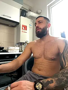 Snapshot of LoveIsBlind_ chatting on 9, 10, 2025 LoveIsBlind online show from 9, 10, 2025