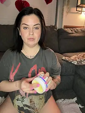 NaomiSquirts online show from 14, 2, 2025