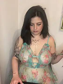 NaomiSquirts online show from 9, 3, 2025