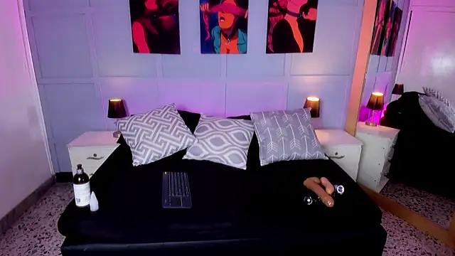 Elizabeth Santos online show from 17, 10, 2025