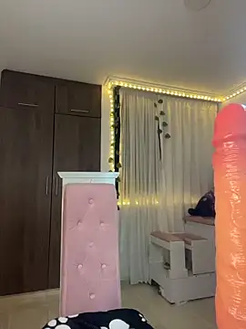 lina pink online show from 26, 2, 2026