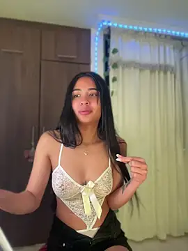 lina pink online show from 3, 7, 2026