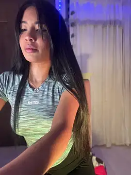 lina pink online show from 7, 7, 2026