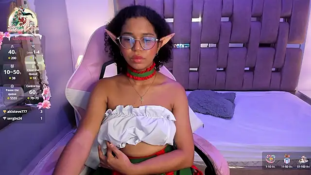 Snapshot of MilaHall_ chatting on 22, 12, 2024 MilaHall online show from 22, 12, 2024