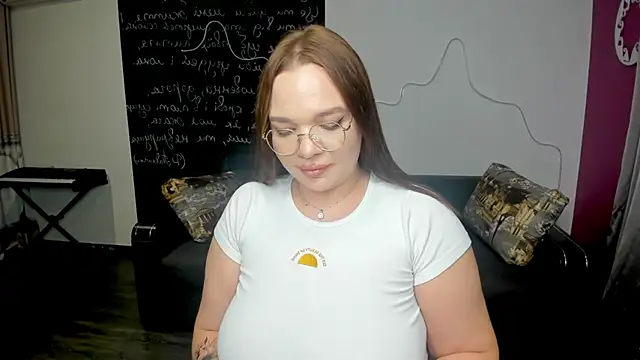 AnitaMays online show from 8, 11, 2025