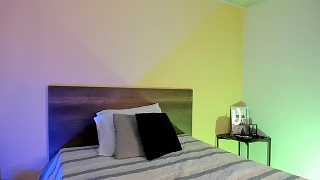 justinbiler online show from 27, 2, 2025