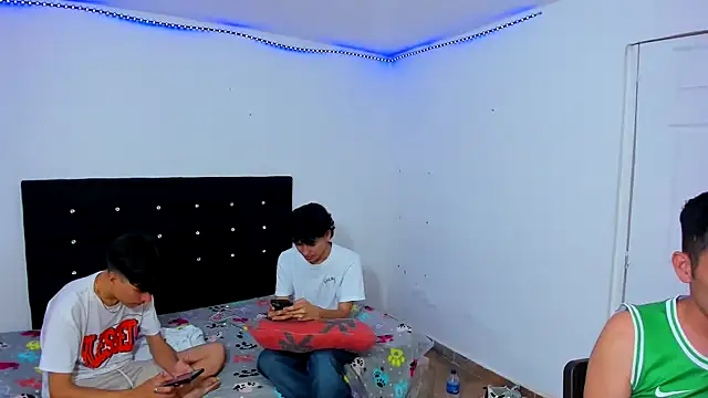 Alexander and Xiao online show from 1, 3, 2025