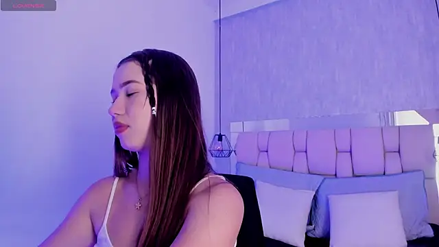 Snapshot of Roxie-Summers11 chatting on 29, 1, 2025 Roxie-Summers11 online show from 29, 1, 2025