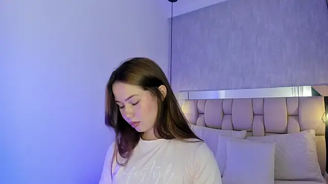 Snapshot of Roxie-Summers11 chatting on 18, 3, 2025 Roxie-Summers11 online show from 18, 3, 2025