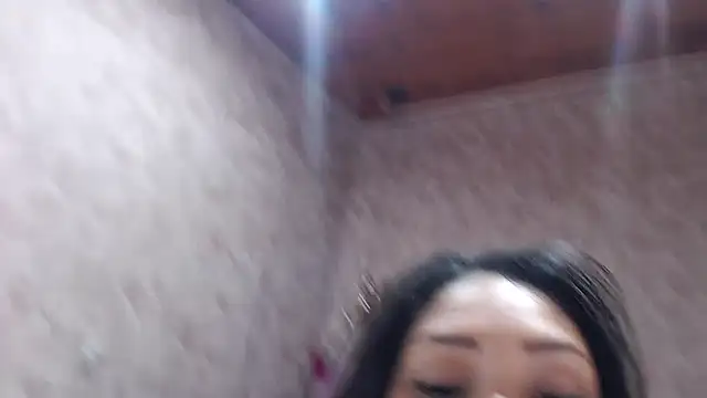 Snapshot of MadelineDoll chatting on 12, 2, 2025 MadelineDoll online show from 12, 2, 2025