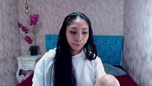 Snapshot of MadelineDoll chatting on 23, 2, 2025 MadelineDoll online show from 23, 2, 2025