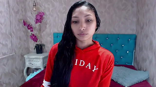 Snapshot of MadelineDoll chatting on 1, 3, 2025 MadelineDoll online show from 1, 3, 2025