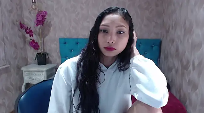 Snapshot of MadelineDoll chatting on 13, 3, 2025 MadelineDoll online show from 13, 3, 2025