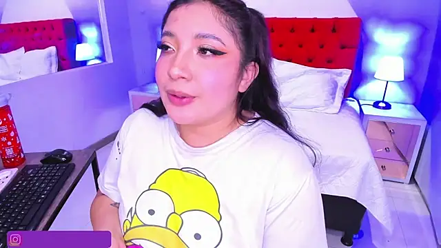 Emma monserrat online show from 15, 3, 2025