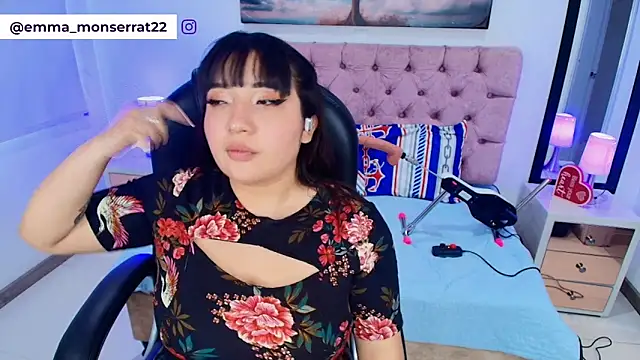 Emma monserrat online show from 16, 2, 2026