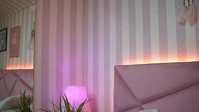 SabrinaHope online show from 23, 3, 2025