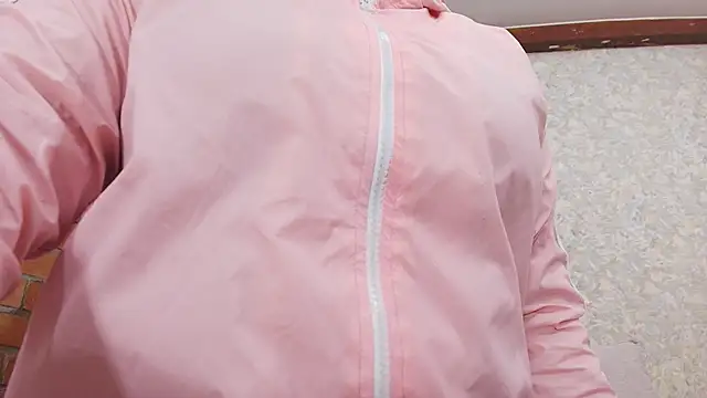 nicol f online show from 15, 9, 2025