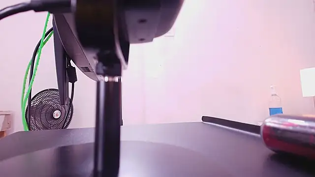 nicol f online show from 30, 9, 2025