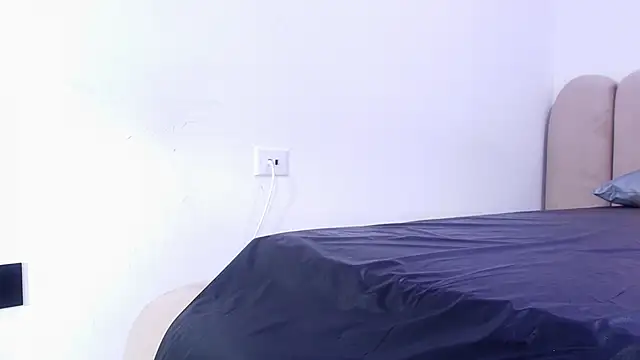 nicol f online show from 5, 2, 2026