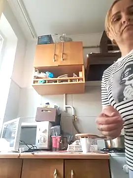 Malichkaanna30 online show from 5, 11, 2025