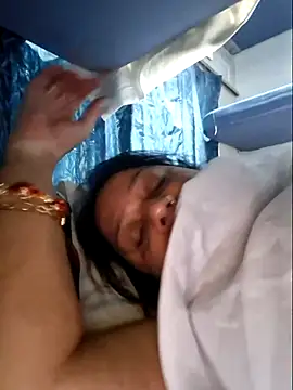 Hot Queen77 online show from 10, 3, 2025