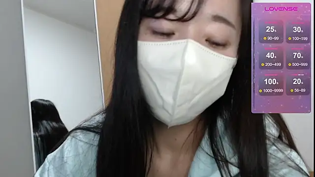 Rio chan  online show from 10, 3, 2025