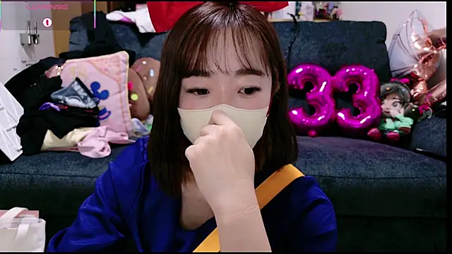 Rio chan  online show from 15, 4, 2026