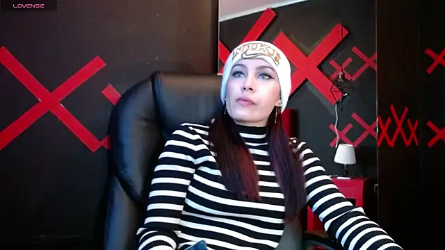 Snapshot of _yuyi chatting on 6, 2, 2025 yuyi online show from 6, 2, 2025