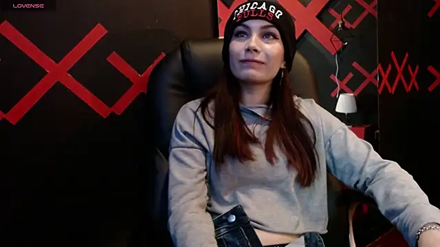 Snapshot of _yuyi chatting on 22, 2, 2025 yuyi online show from 22, 2, 2025