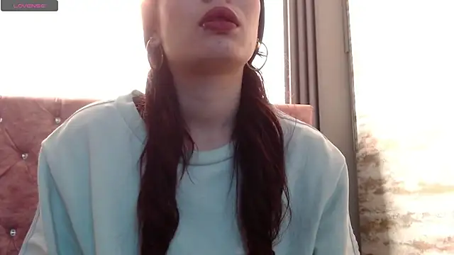 Snapshot of _yuyi chatting on 2, 12, 2025 yuyi online show from 2, 12, 2025