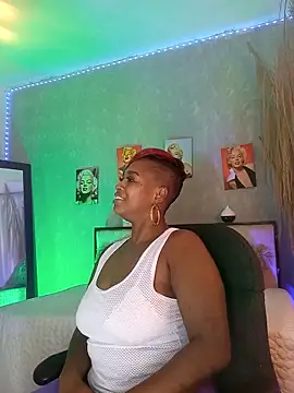 nahiarapalmer19 online show from 10, 9, 2025