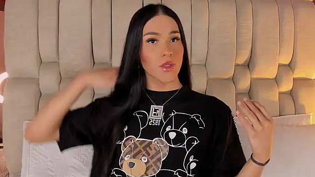 Isa Little Star online show from 18, 2, 2026