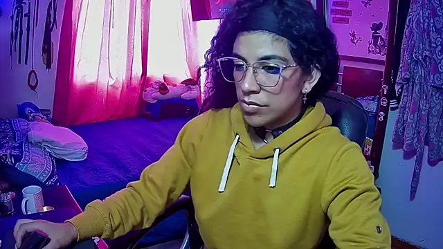 Snapshot of NicollWilliams_420 chatting on 14, 3, 2025 NicollWilliams 420 online show from 14, 3, 2025