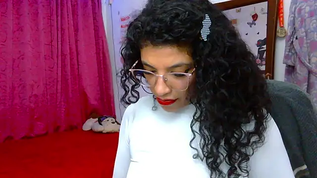 Snapshot of NicollWilliams_420 chatting on 3, 12, 2025 NicollWilliams 420 online show from 3, 12, 2025