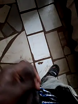 Snapshot of realGsign chatting on 6, 1, 2025 realGsign online show from 6, 1, 2025