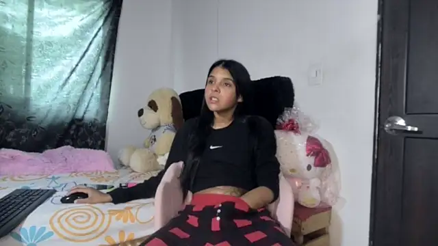 Snapshot of Michi_sexy chatting on 2, 5, 2026 Michi sexy online show from 2, 5, 2026