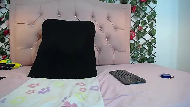 ElizabethSweet  online show from 25, 3, 2026